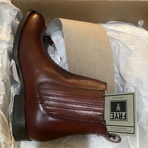 Frye Jamie Chelsea dark brown sz 8.5 nib